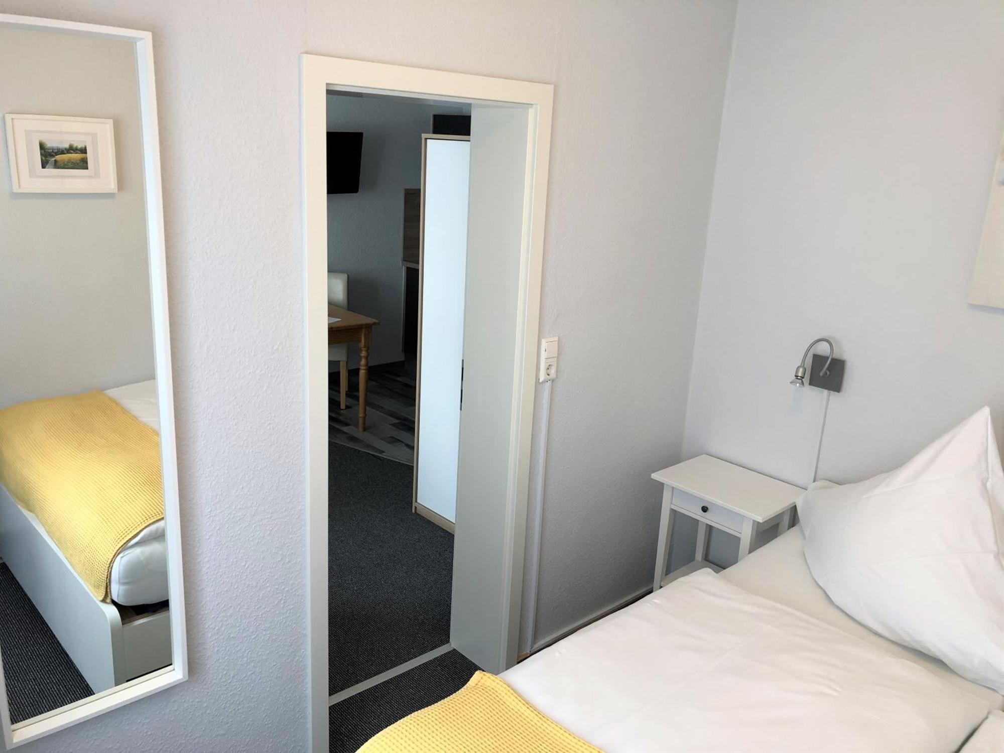 Ferienwohnungen Haus Zur Linde Cochem Bilik gambar