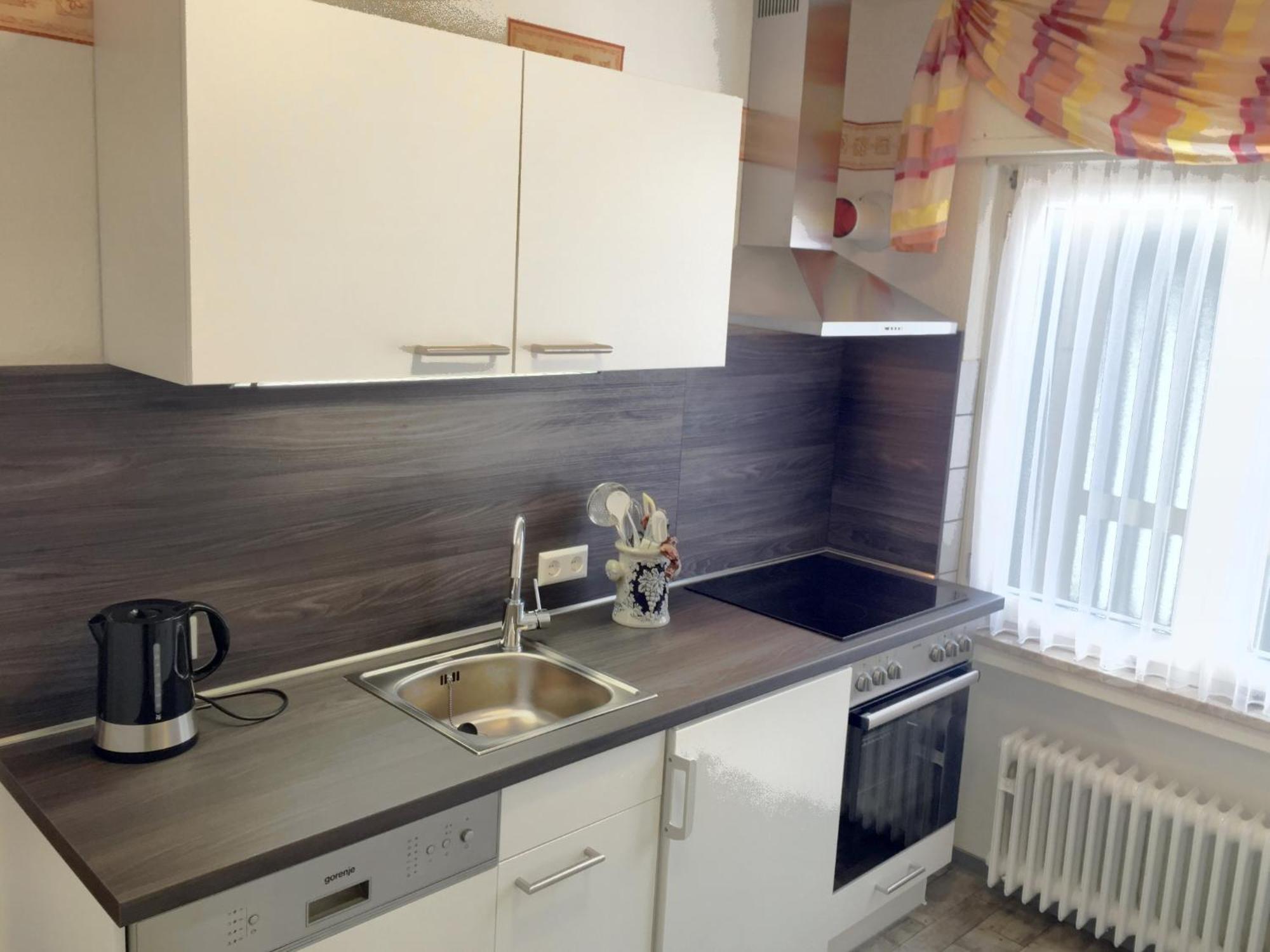 Ferienwohnungen Haus Zur Linde Cochem Bilik gambar